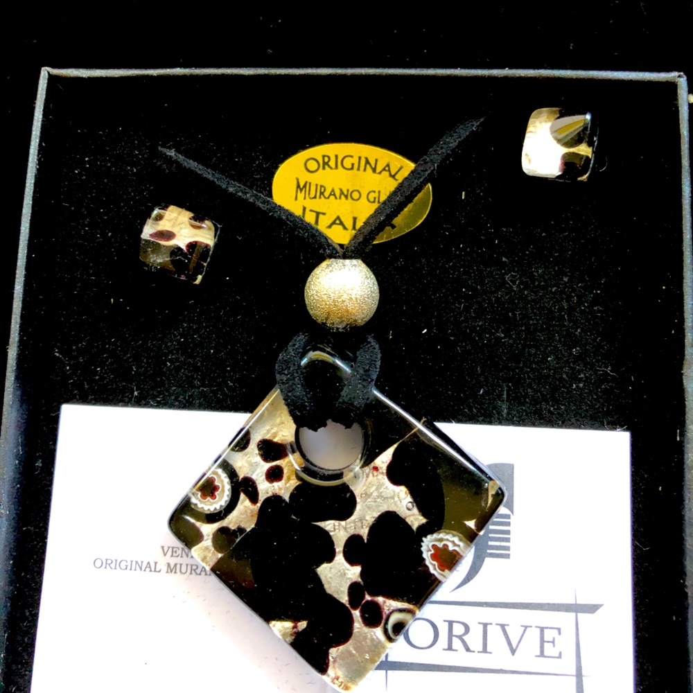Original Italian glass necklace and stud earrings